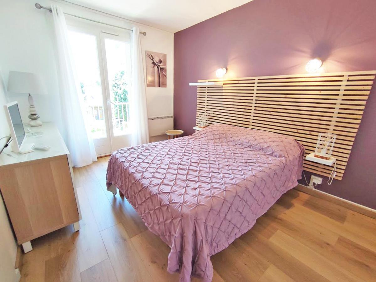 Chez Dominique, T2, Centre Ville, Vue Montagne, Wifi, 4 Personnes Bagnères-de-Luchon Esterno foto