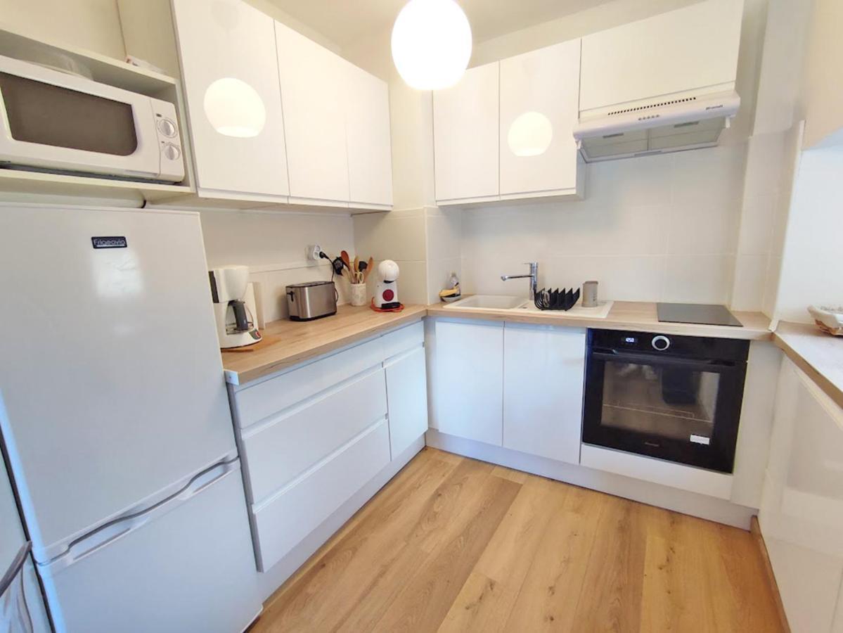 Chez Dominique, T2, Centre Ville, Vue Montagne, Wifi, 4 Personnes Bagnères-de-Luchon Esterno foto
